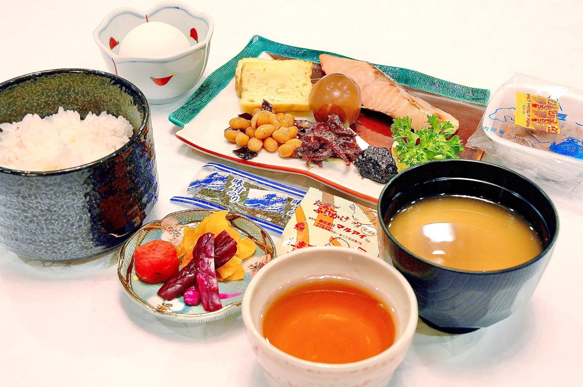 Himeji Ekimae Universal Hotel Minamiguchi Zewnętrze zdjęcie